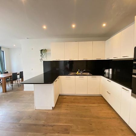 The Central Square Residence Antwerpen Bagian luar foto