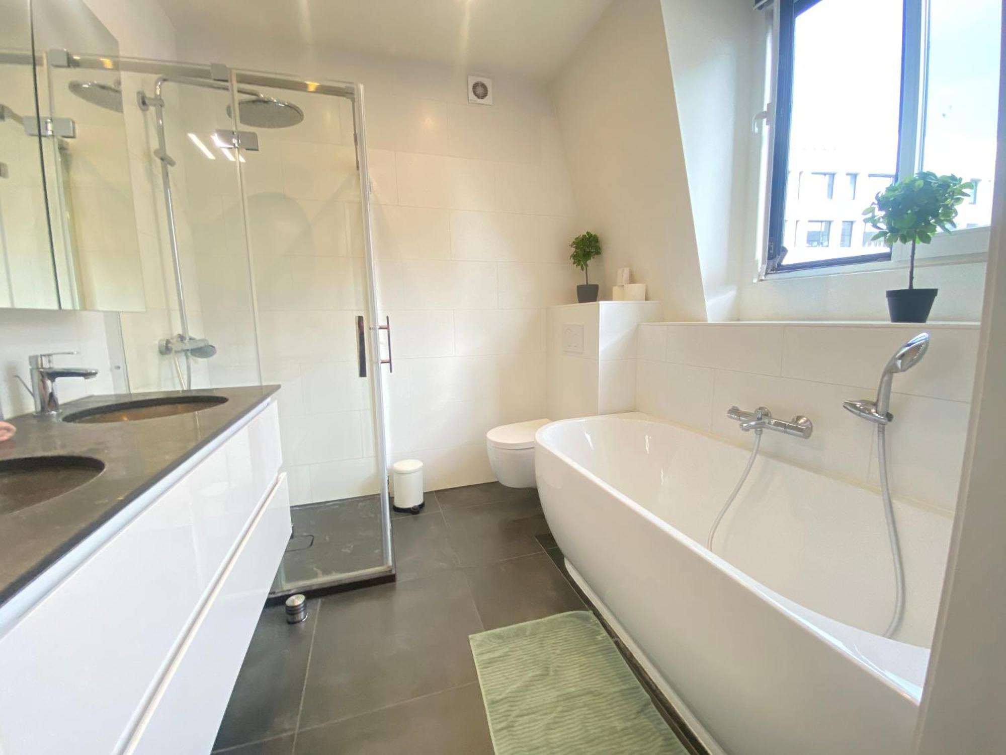 The Central Square Residence Antwerpen Bagian luar foto